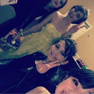 Meet your Posher, Dakota